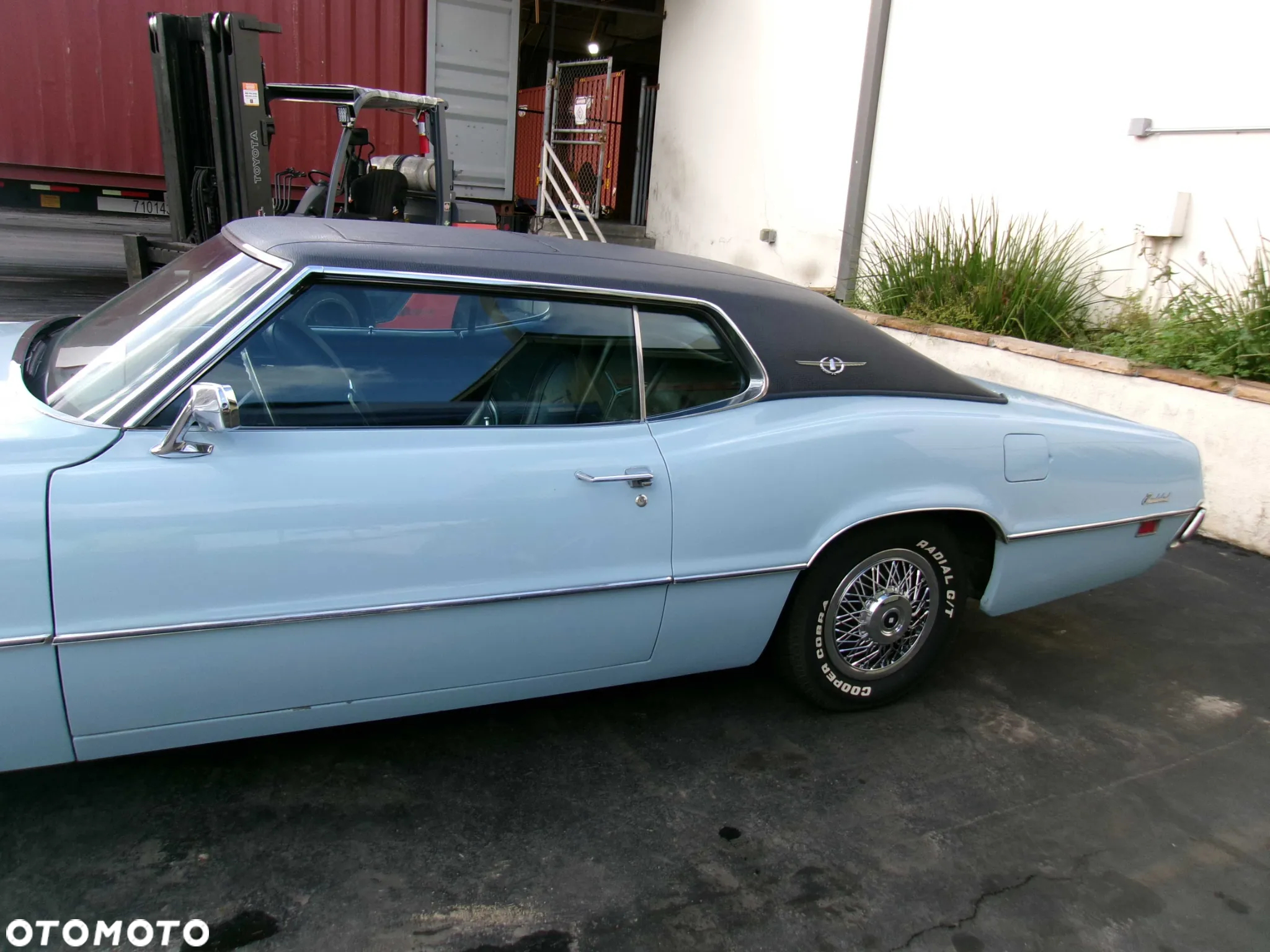Ford Thunderbird - 14