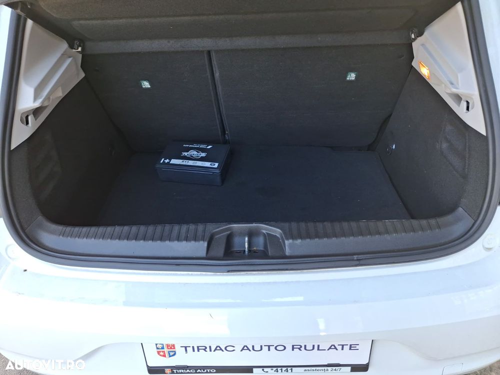 Renault Clio - 21