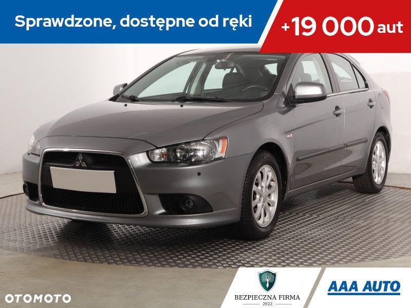 Mitsubishi Lancer - 2