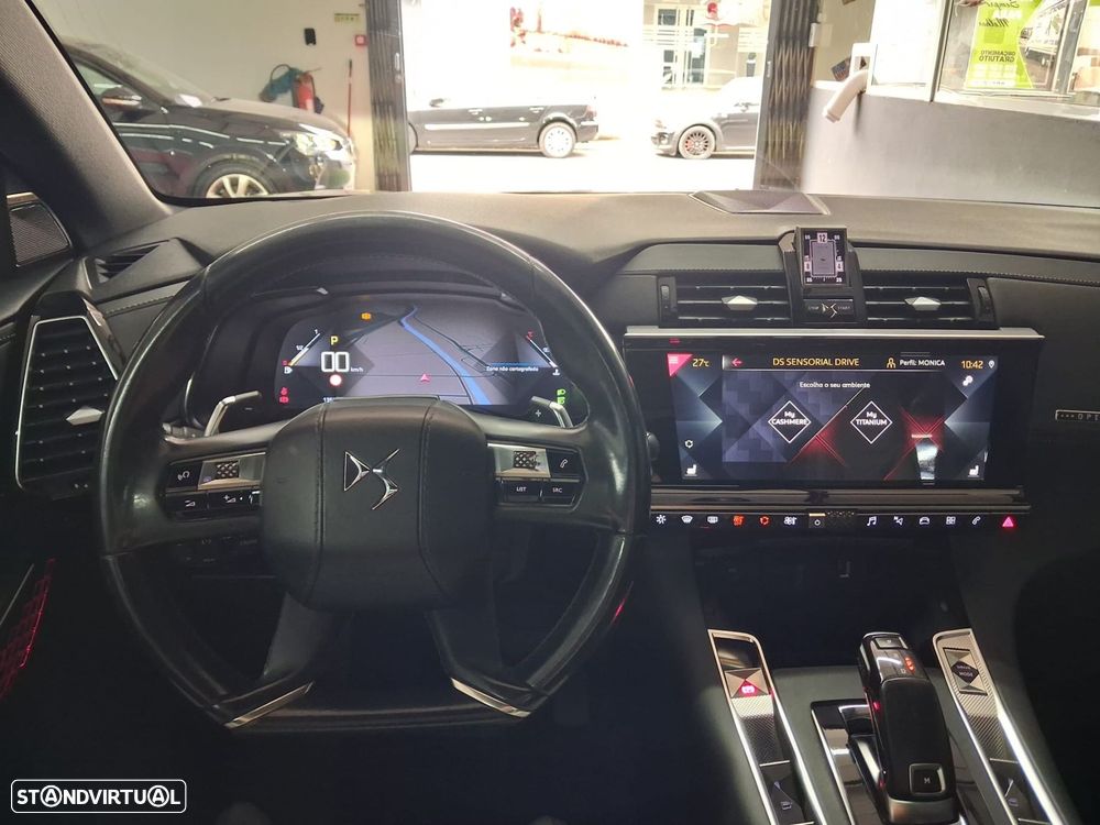 DS DS7 Crossback - 26