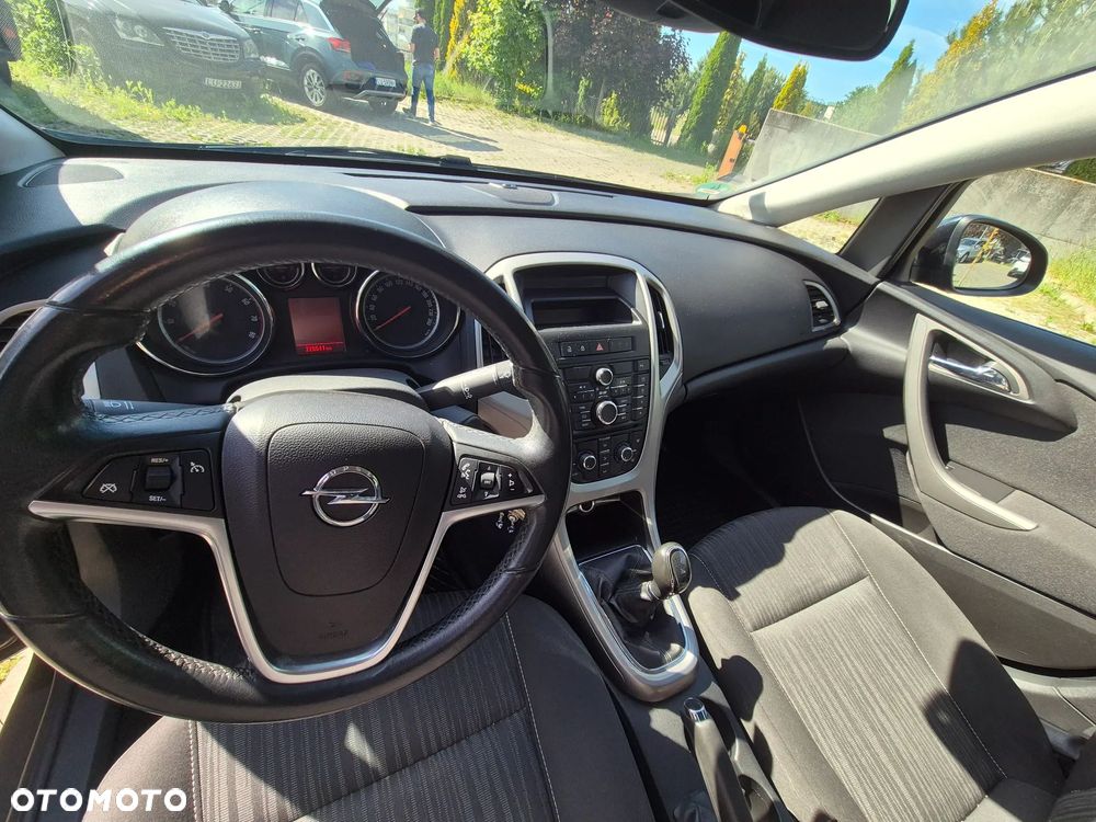 Opel Astra 1.6 - 10