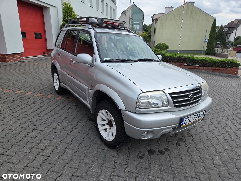 Suzuki Grand Vitara 2.0 Special Edition - 1