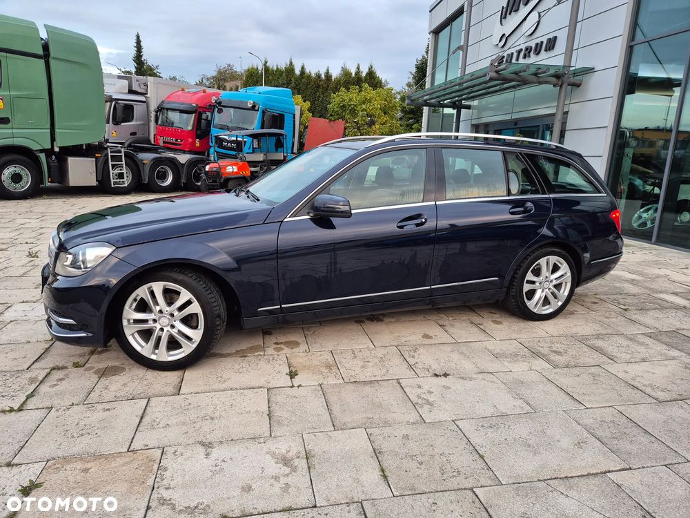 Mercedes-Benz Klasa C 200 T CGI Automatik BlueEFFICIENCY Avantgarde - 13
