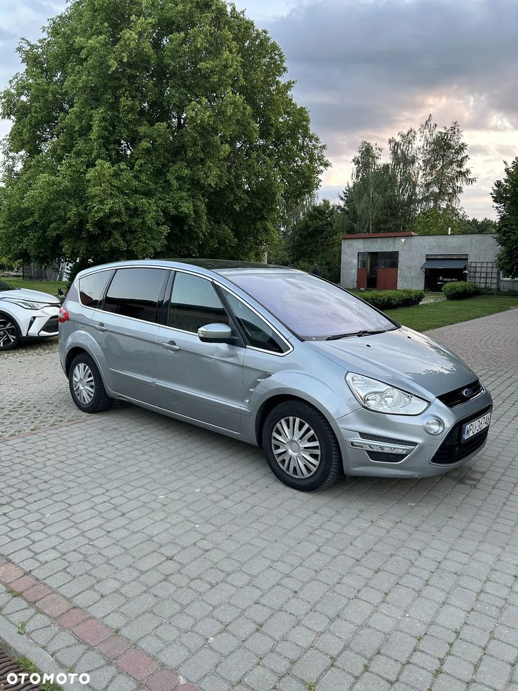 Ford S-Max - 12