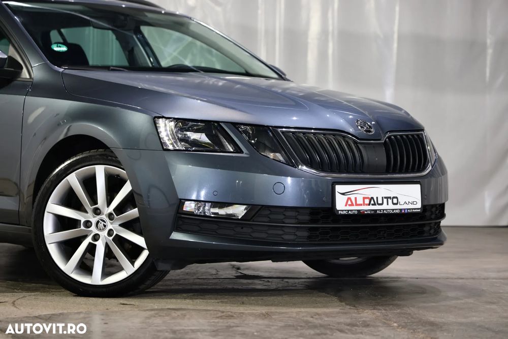 Skoda Octavia 1.6 TDI DSG Ambition - 29
