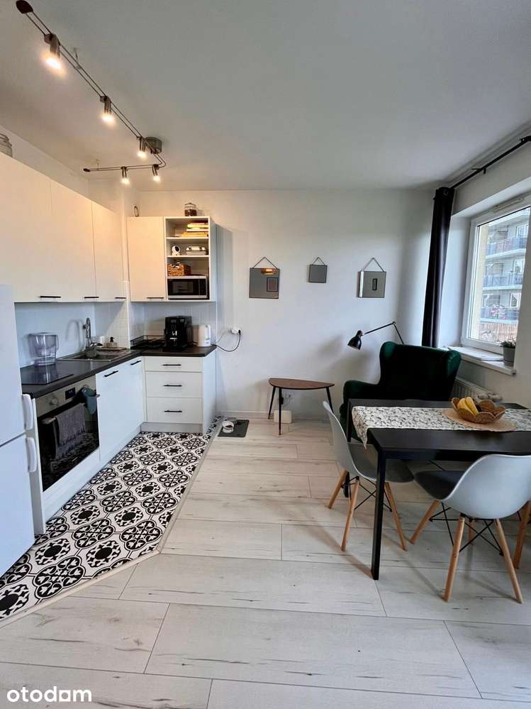 30.8m² | Lipińskiego | 5. p | piękna panorama | balkon 7 m² | najemca