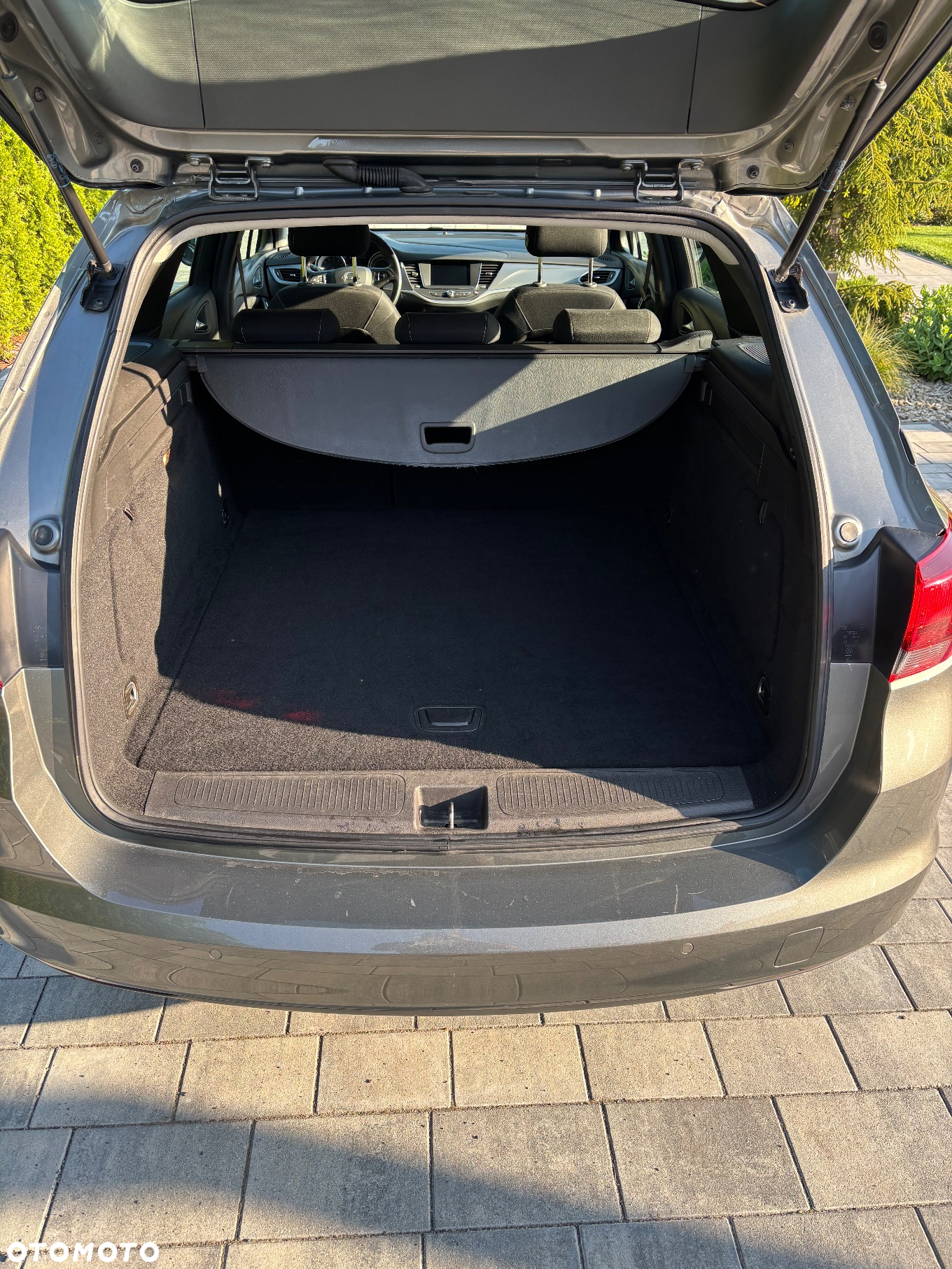Opel Astra V 1.2 T Edition S&S - 9