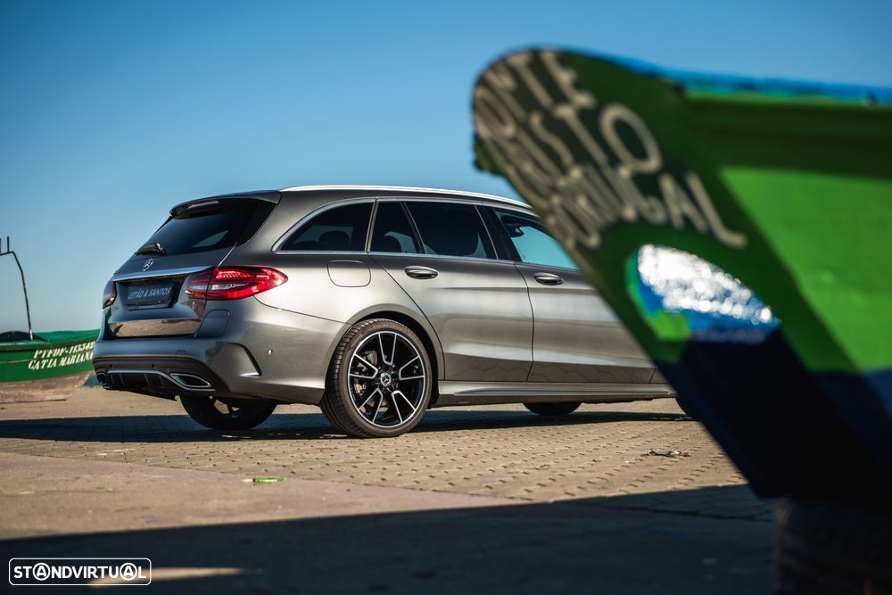 Mercedes-Benz C 300 de AMG Line - 13