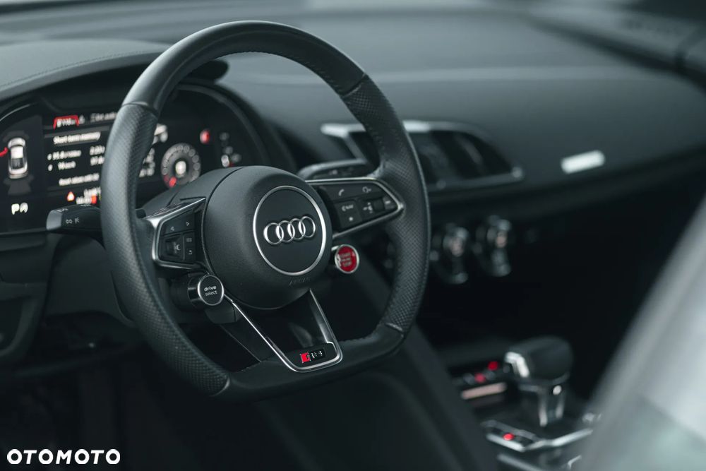 Audi R8 Coupé V10 RWD - 28