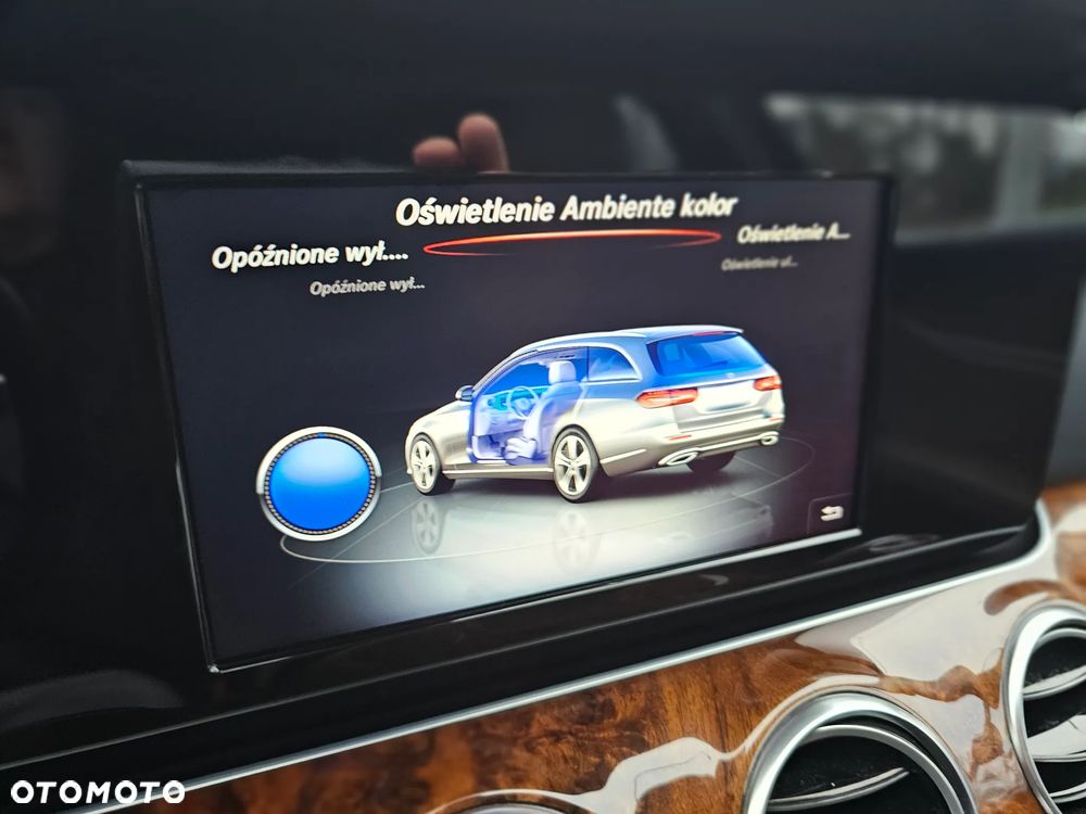 Mercedes-Benz Klasa E 220 d 9G-TRONIC Exclusive - 26