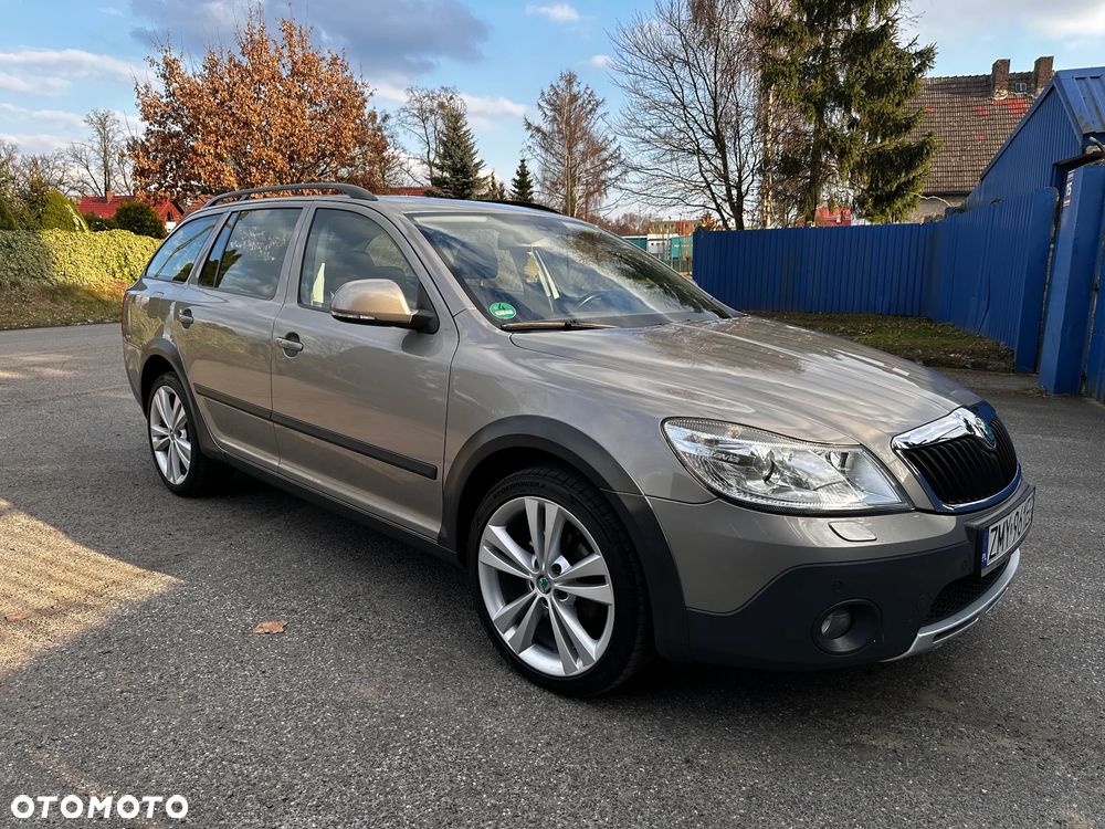 Skoda Octavia 2.0 TDI DPF 4x4 DSG Scout - 4
