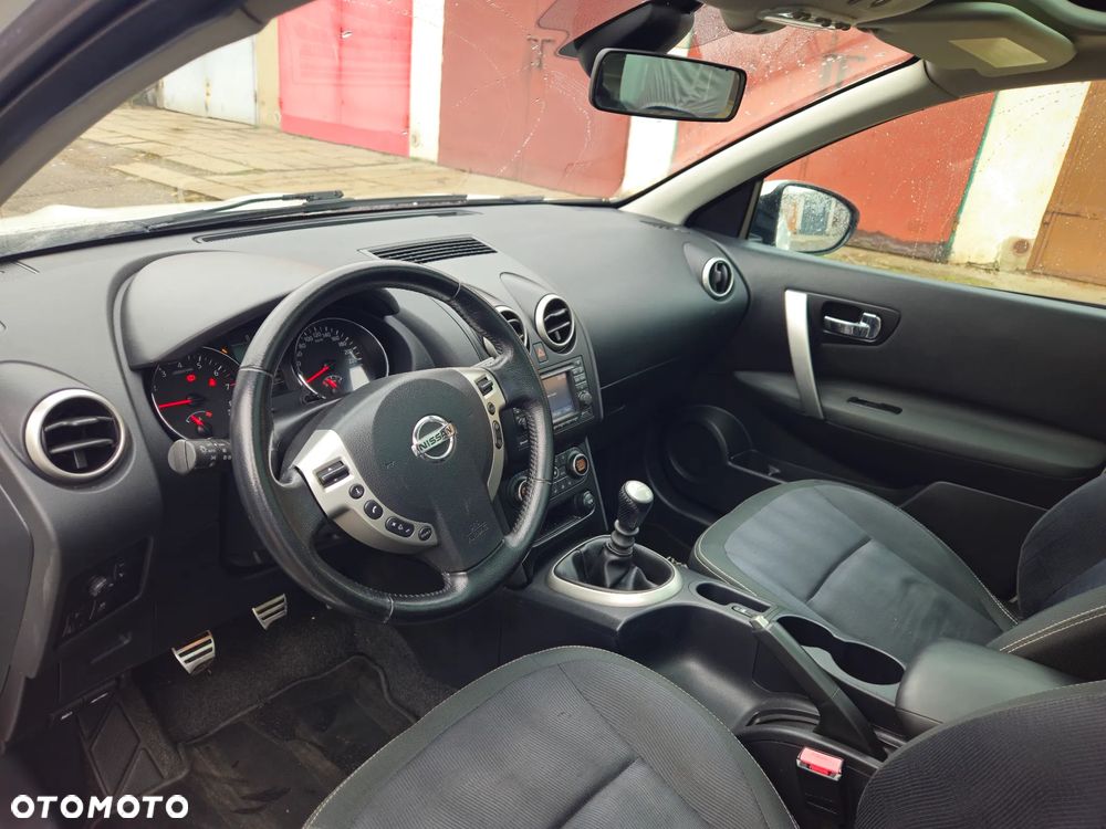 Nissan Qashqai - 9