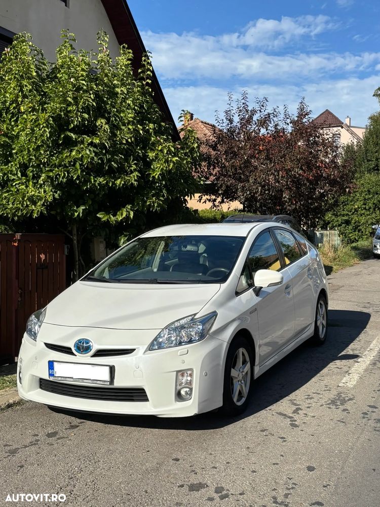 Toyota Prius HSD Sol - 1