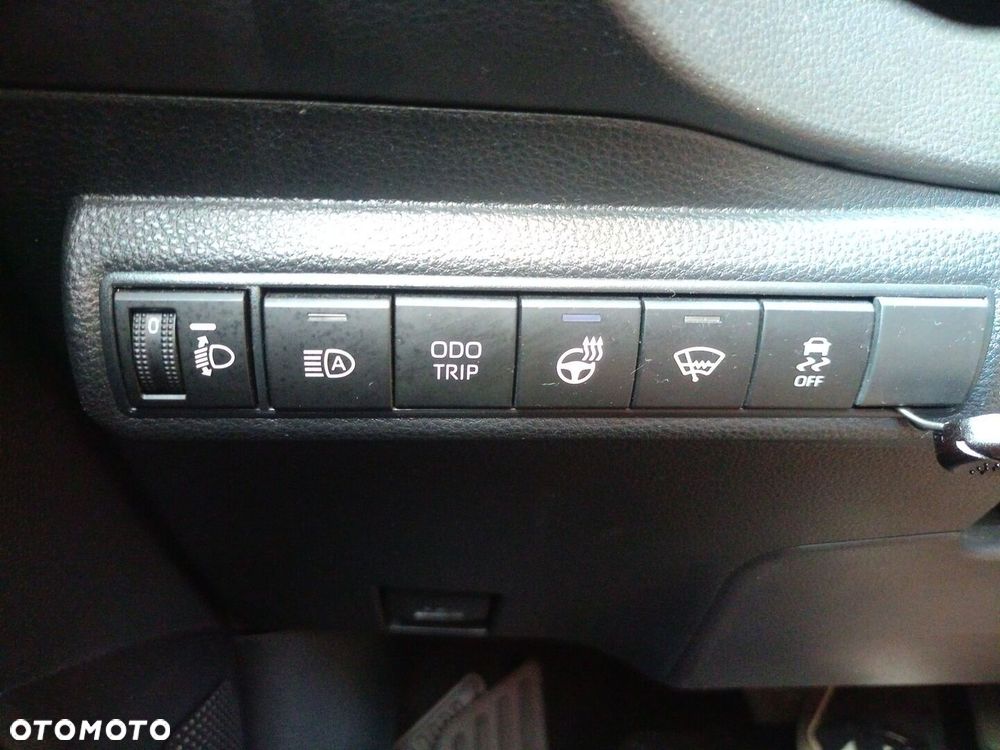 Toyota Corolla 1.8 Hybrid Style - 23