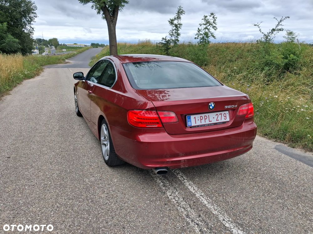BMW Seria 3 320d DPF Blue Performance Edition Fleet - 10