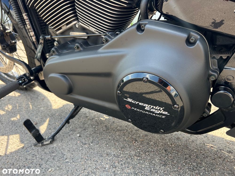 Harley-Davidson Softail Street Bob - 18