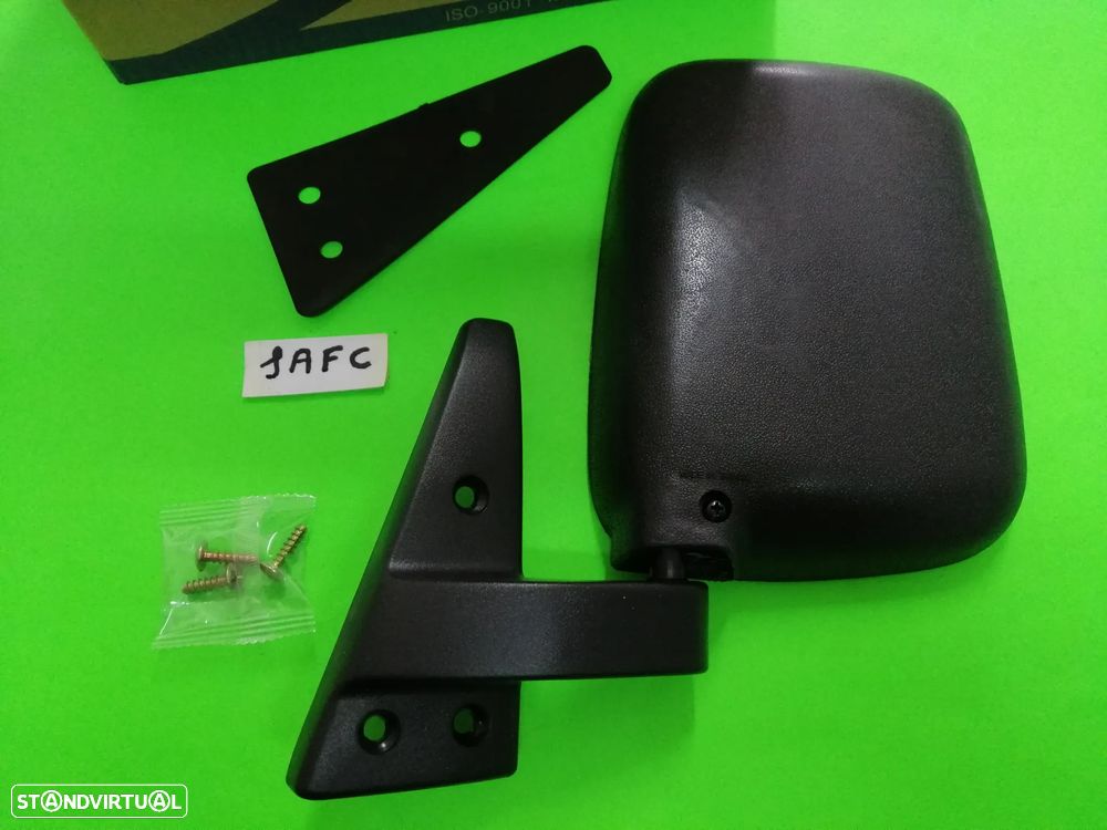 Espelho retrovisor Nissan Cabstar F22 e Urvan ( novos ) - 1