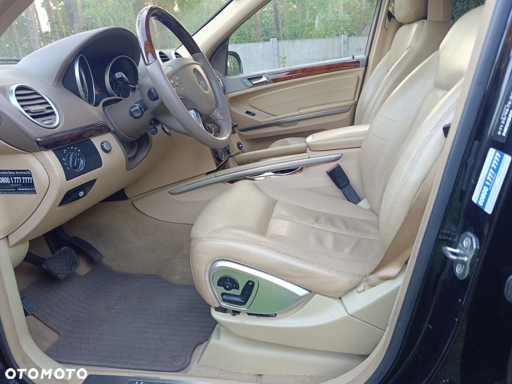 Mercedes-Benz GL 500 4Matic 7G-TRONIC - 19