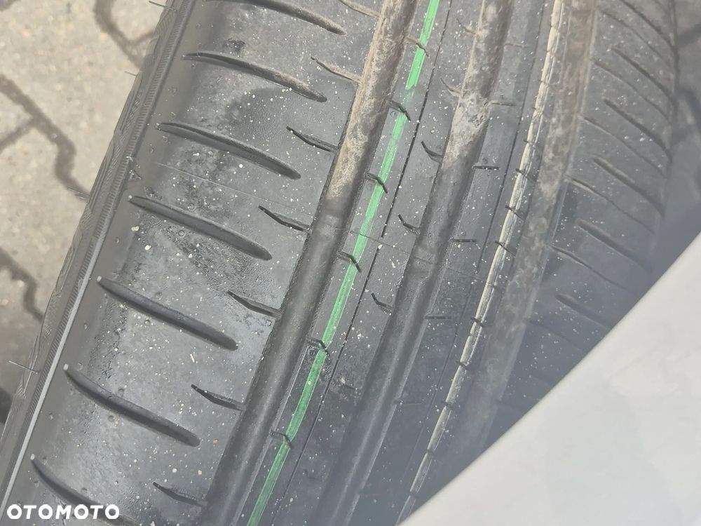 Toyota Corolla 1.8 Hybrid GPF Comfort - 13