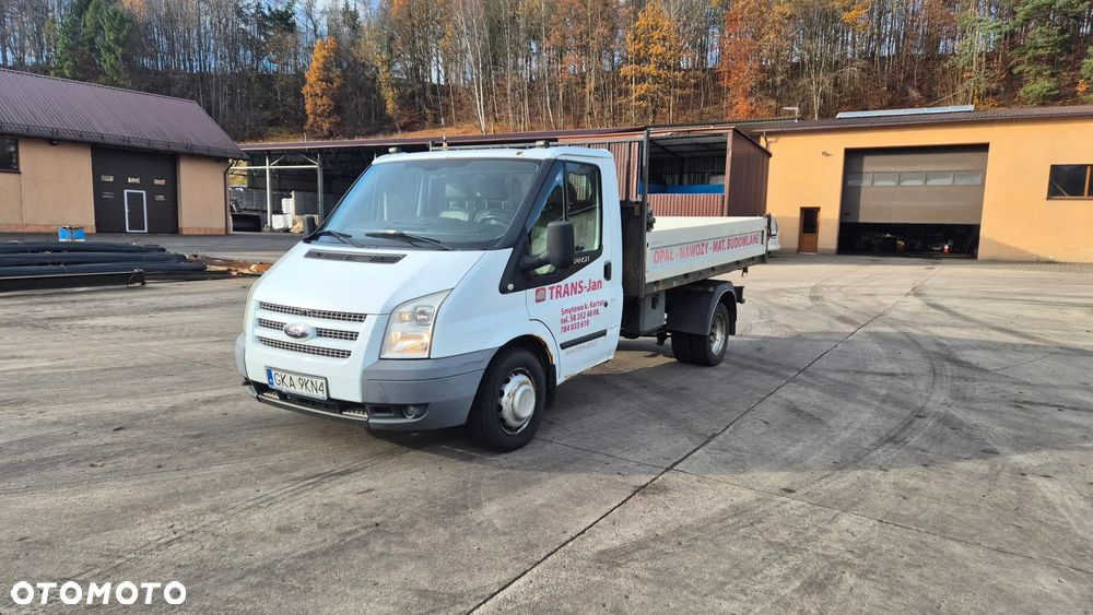Ford Transit - 1