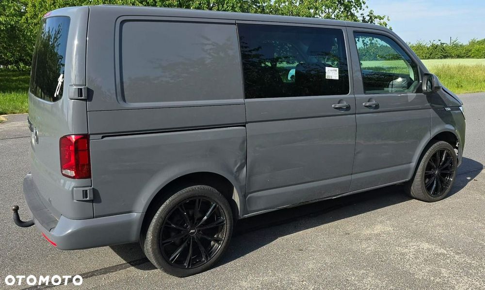 Volkswagen Transporter - 11