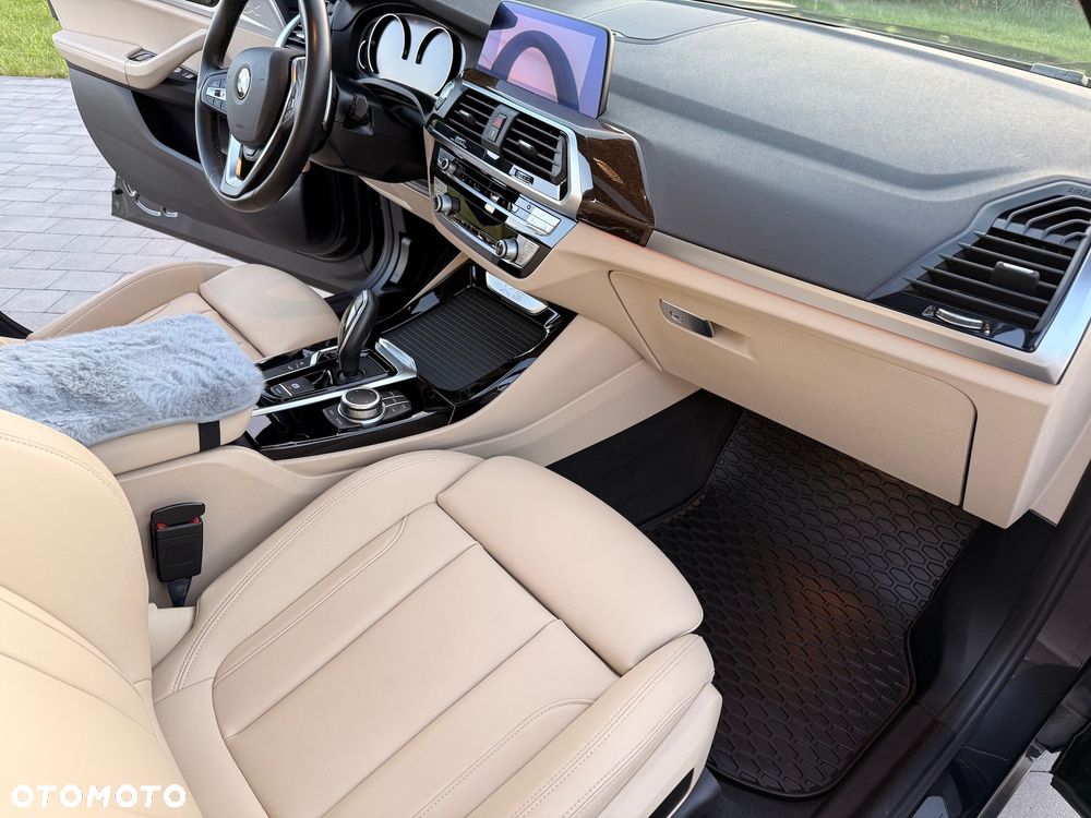 BMW X3 xDrive30i xLine - 12