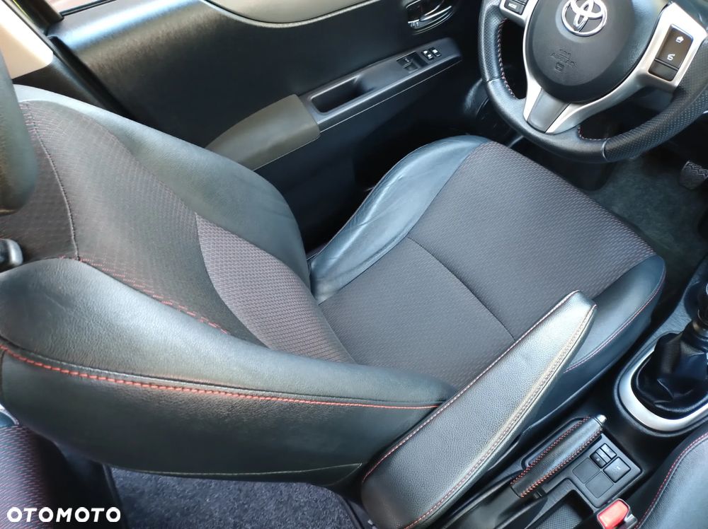 Toyota Yaris 1.33 VVT-i Comfort - 32
