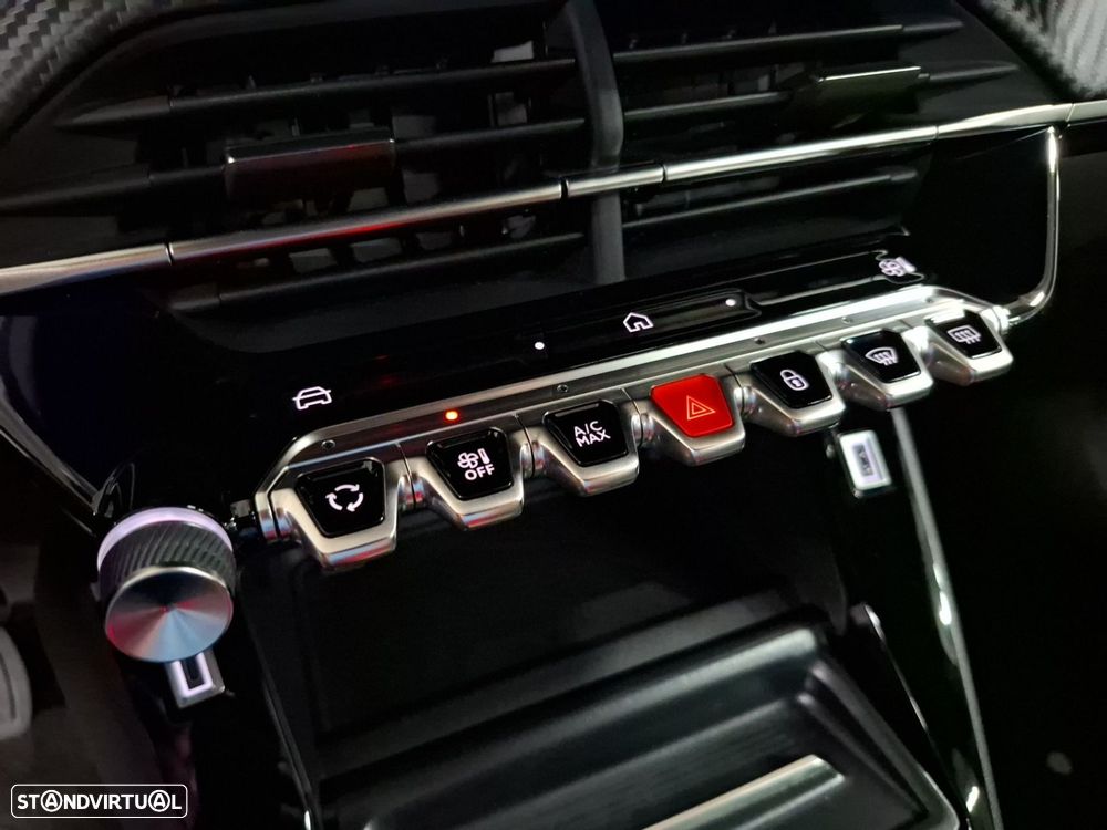 Peugeot 2008 1.2 Hybrid Allure e-DCS6 - 18