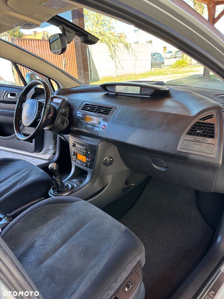Citroën C4 1.6 16V Exclusive - 10
