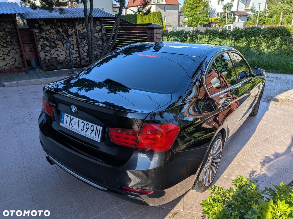 BMW Seria 3 328i Luxury Line - 11