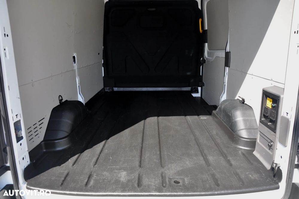Ford Transit - 8