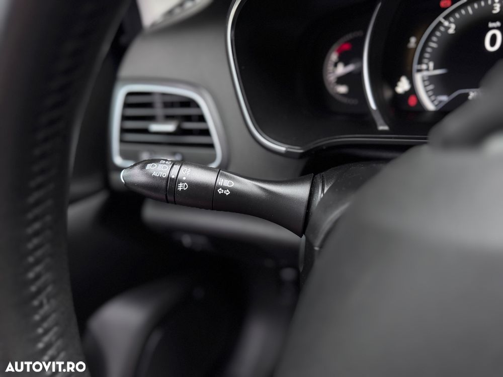 Renault Megane ENERGY dCi 110 EXPERIENCE - 34