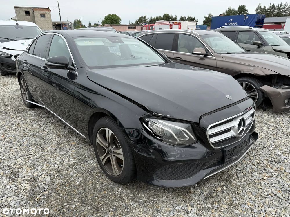 Mercedes-Benz Klasa E - 1