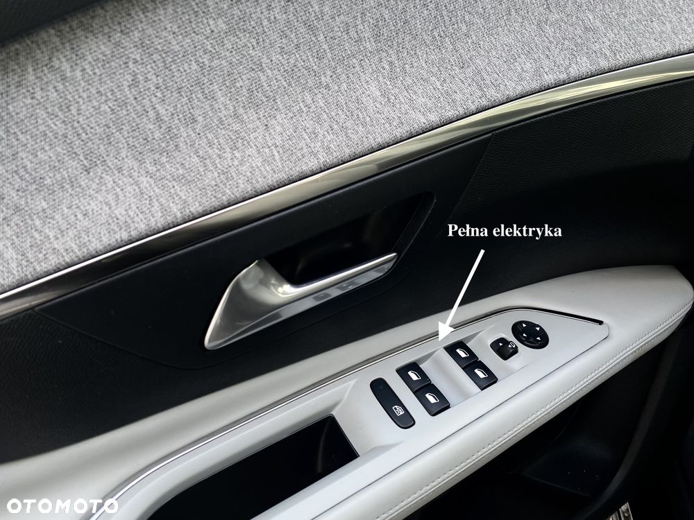 Peugeot 3008 1.5 BlueHDi Allure S&S EAT8 - 26