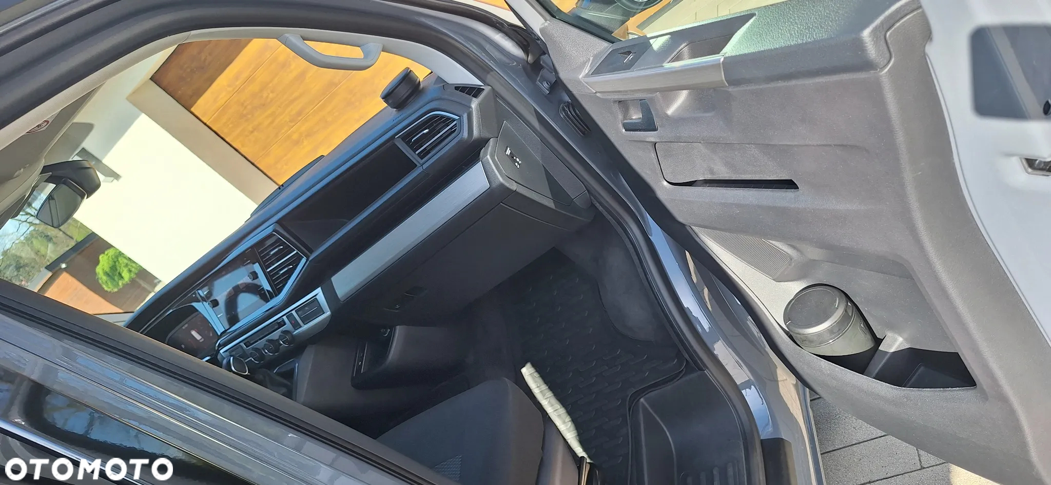 Volkswagen California - 15