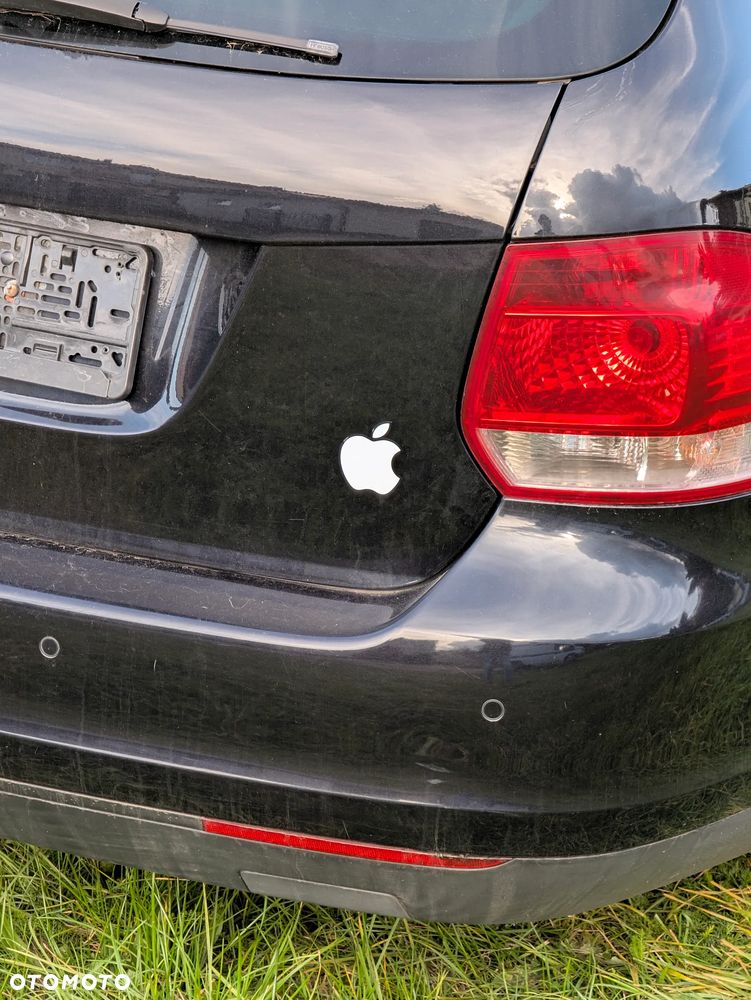 Volkswagen Golf - 6