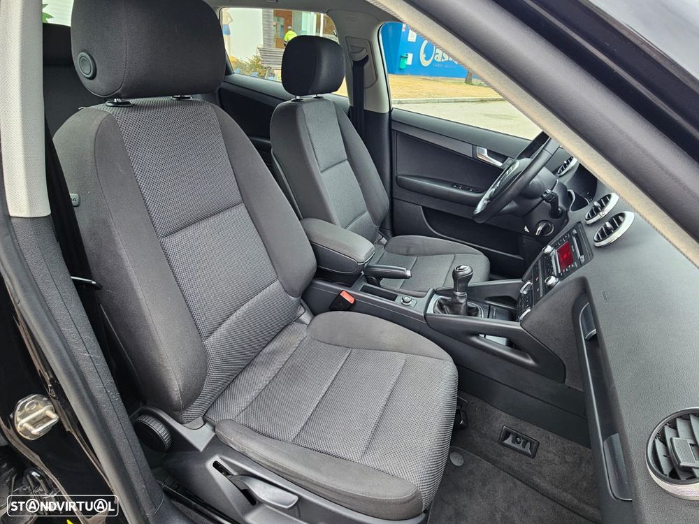 Audi A3 Sportback 2.0 TDi Attraction - 11