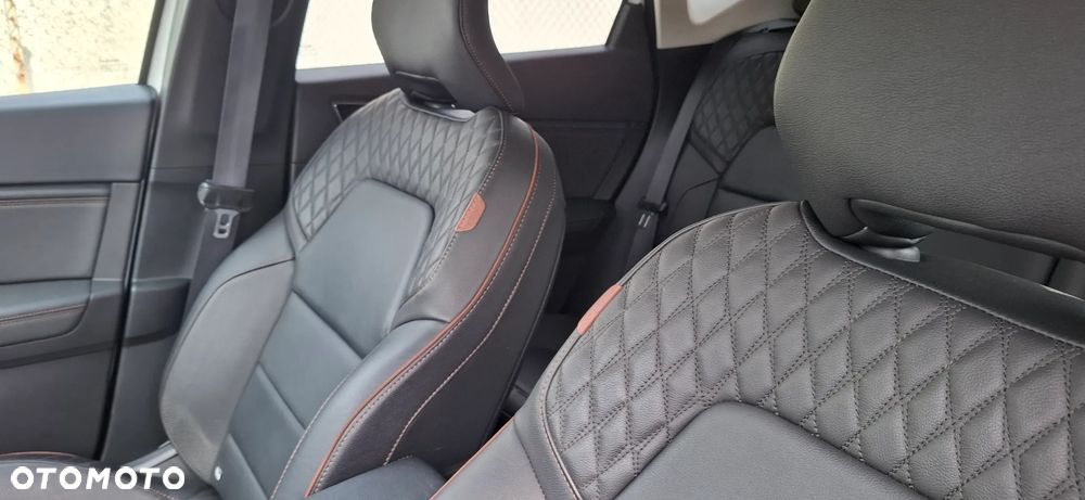 Renault Captur BLUE dCi 115 EDC INTENS - 26
