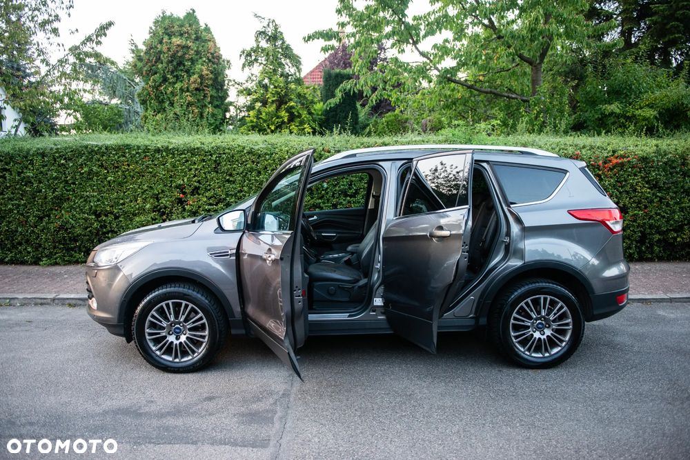 Ford Kuga 2.0 TDCi 4x4 Titanium - 16