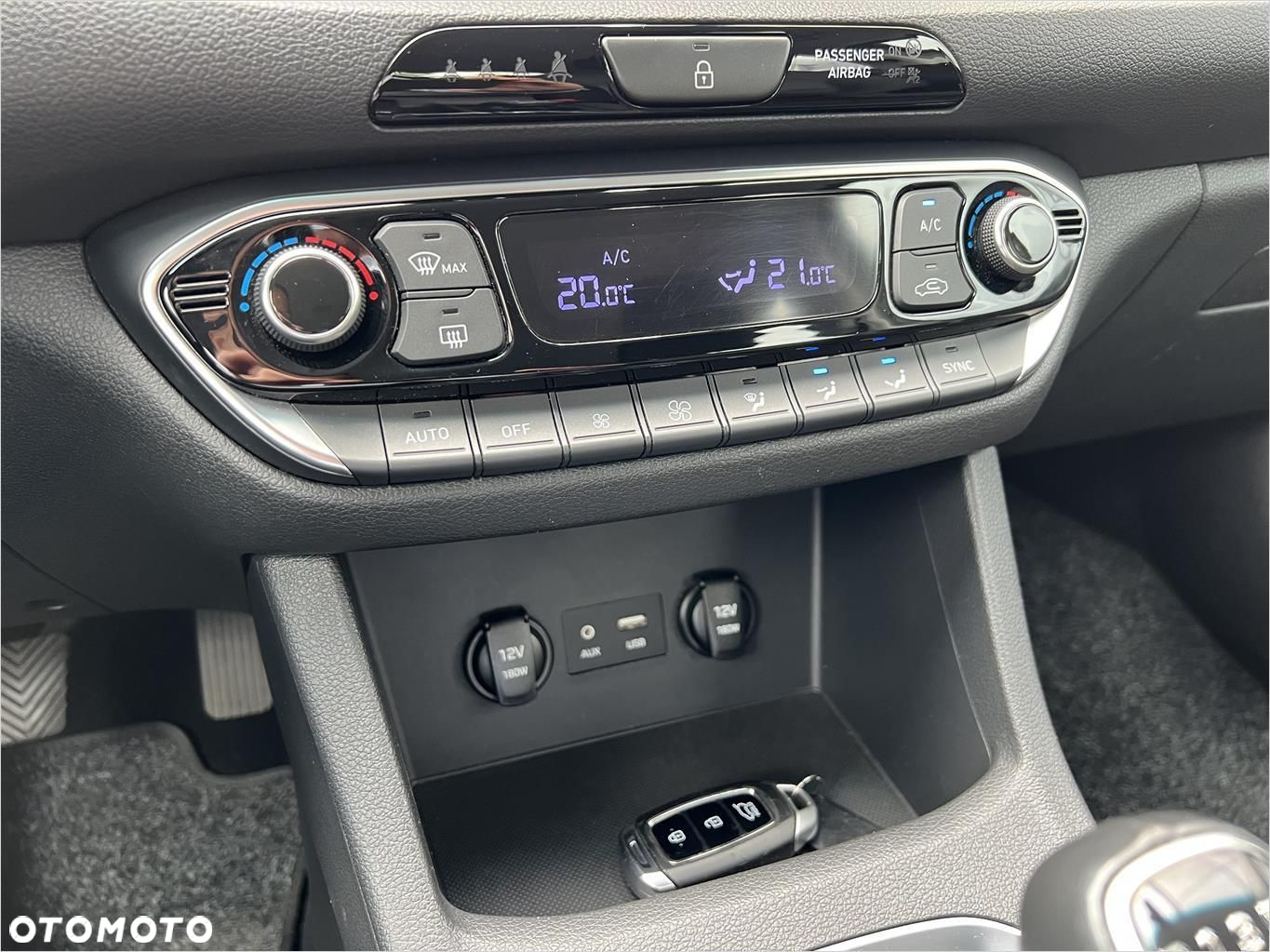 Hyundai i30 1.4 T-GDI Fastback Style - 18