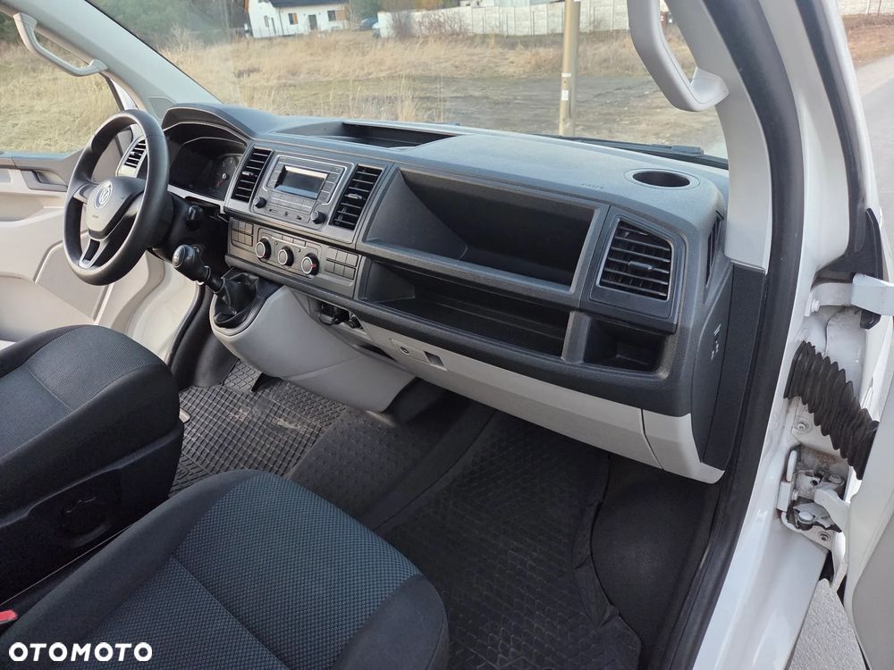 Volkswagen Transporter - 14