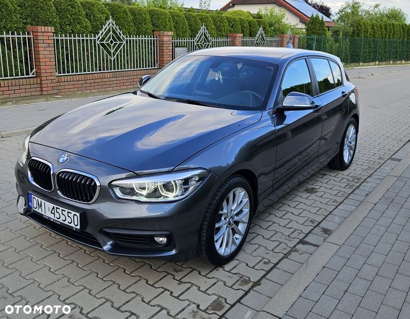 BMW Seria 1 116d Sport Line - 7