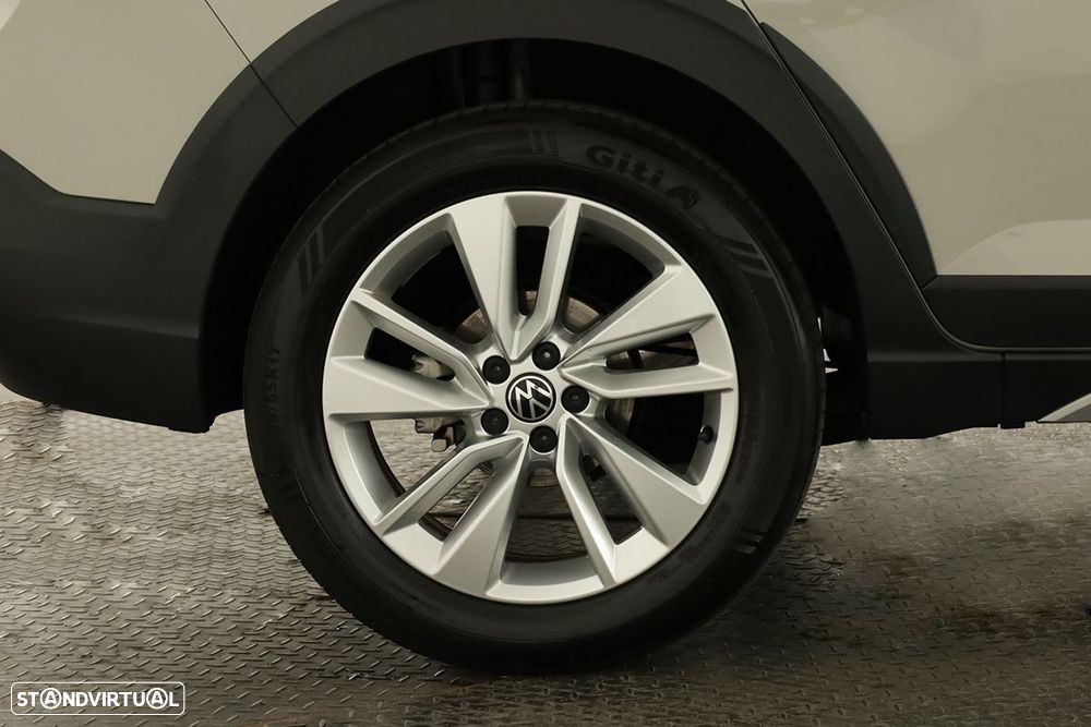 VW Taigo 1.0 TSI Urban DSG - 5