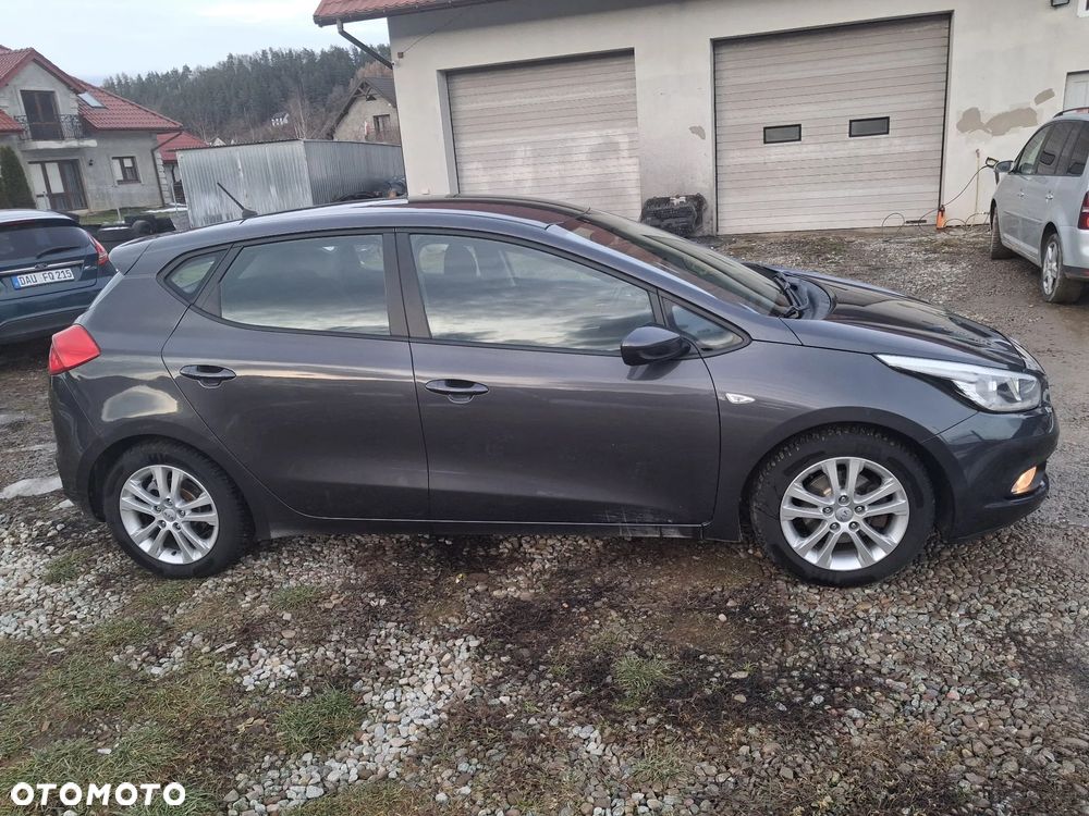 Kia Ceed 1.4 CVVT Edition 7 - 4