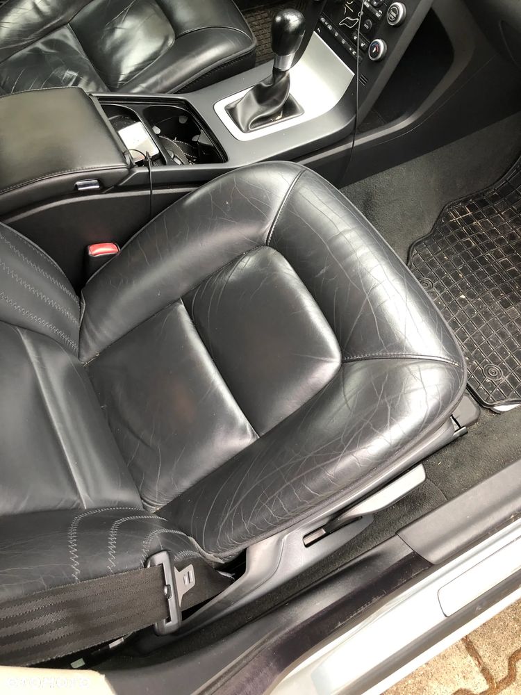 Volvo V70 2.0D Ocean Race - 11