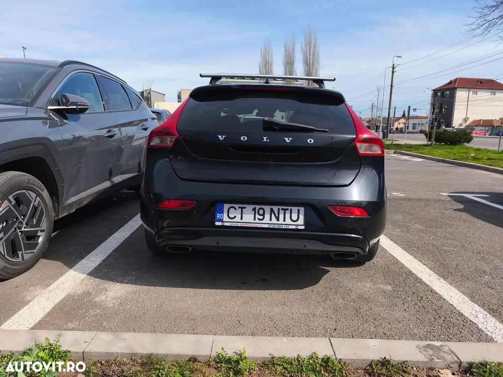 Volvo V40 D2 Powershift Momentum - 3