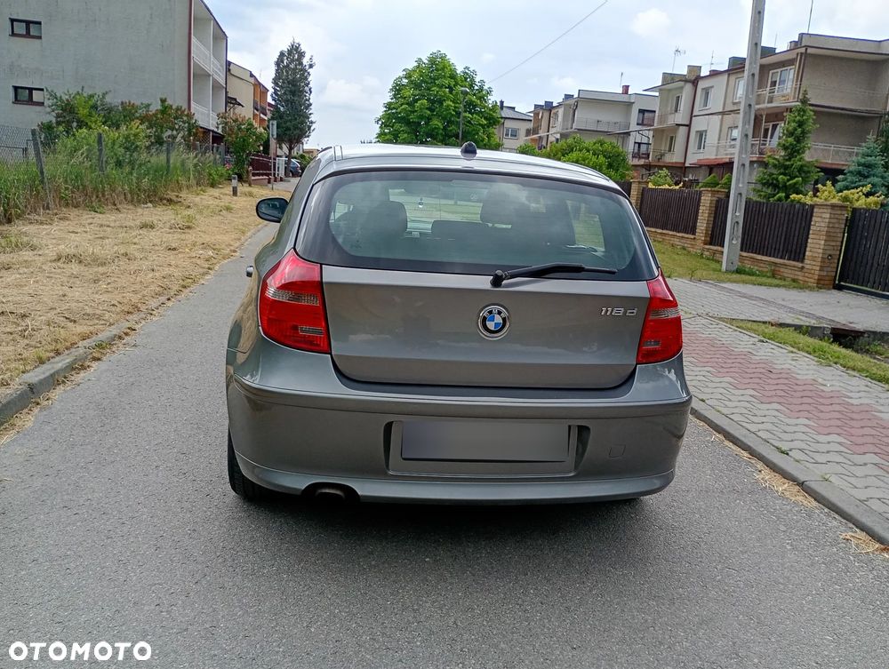 BMW Seria 1 118d DPF Edition Lifestyle - 12