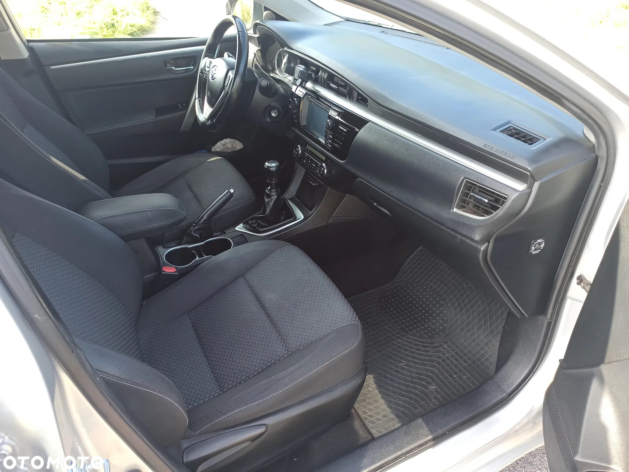 Toyota Corolla 1.6 Premium - 15