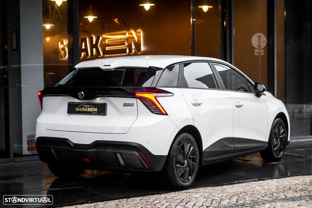 MG MG4 4 Standard - 4