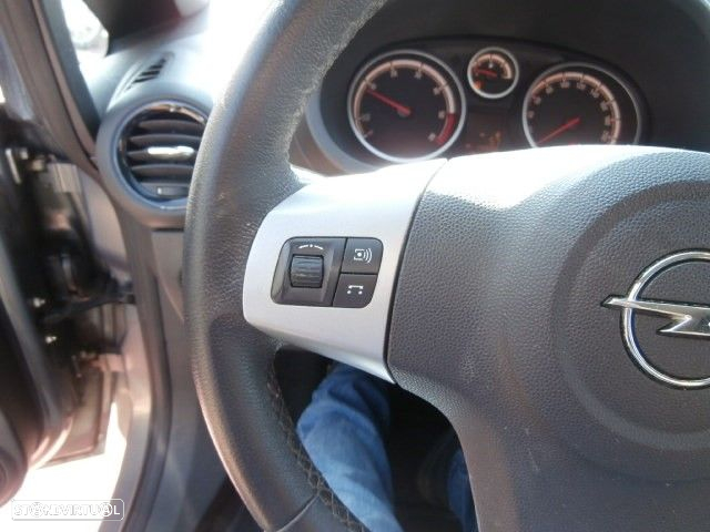 Opel Corsa 1.3 CDTi Enjoy ecoFLEX - 20